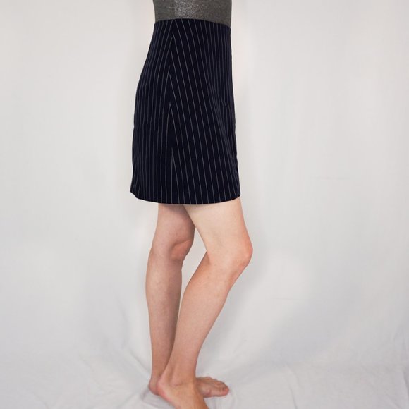 4TH & RECKLESS Georgie Navy Pinstripe Skirt NWT - Picture 3 of 6